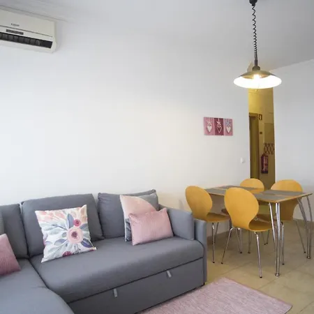 Casa Rosa By Real Life Concierge *